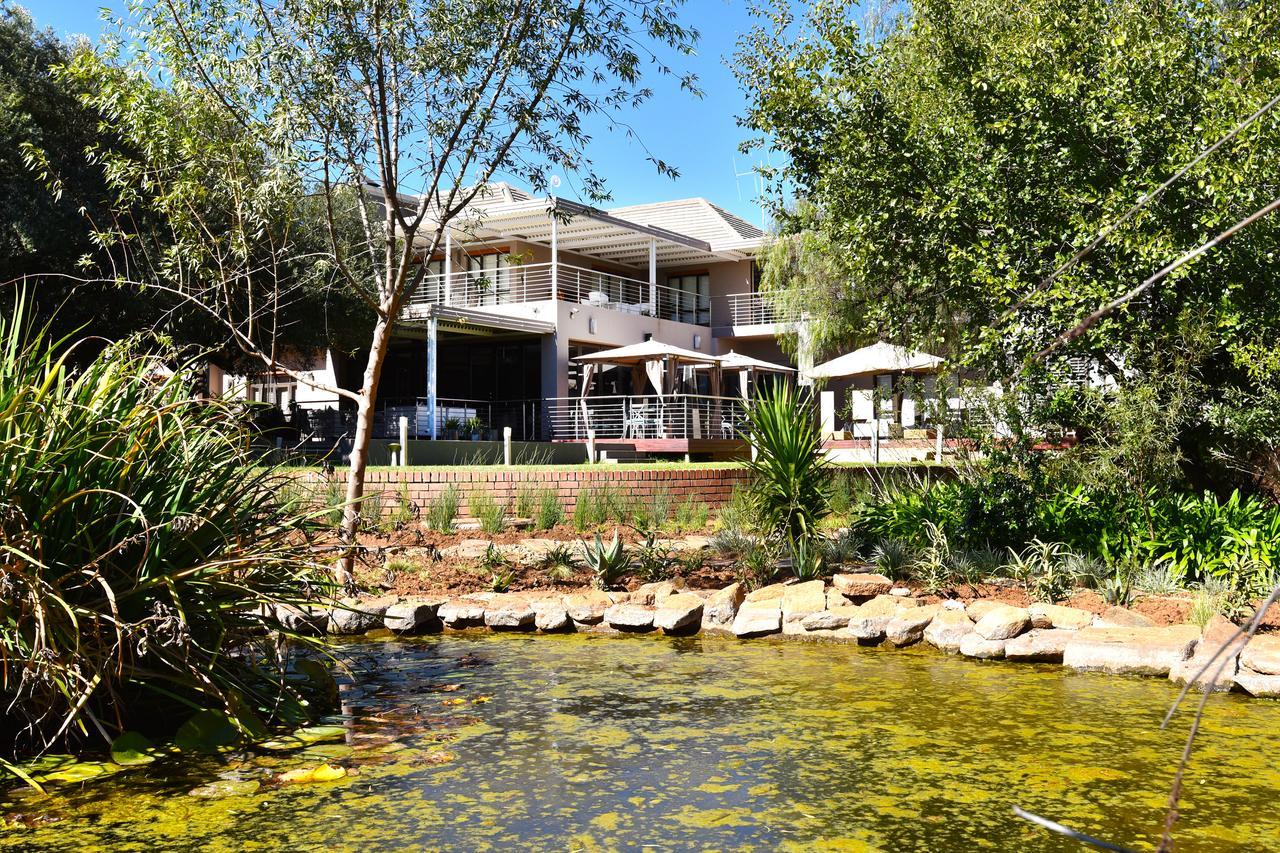 Tredenham Boutique Hotel Bloemfontein Exteriör bild The River Cafe